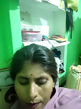 Snapshot of Maya_mohni chatting on April 25, 1:25 pm Maya mohni online show from April 25, 1:25 pm