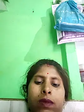 Snapshot of Maya_mohni chatting on April 26, 1:47 am Maya mohni online show from April 26, 1:47 am