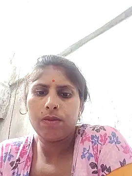 Snapshot of Maya_mohni chatting on May 23, 7:24 am Maya mohni online show from May 23, 7:24 am