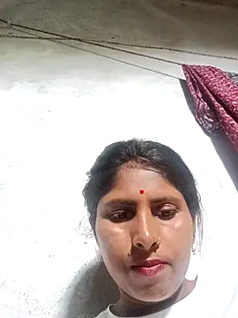 Snapshot of Maya_mohni chatting on May 24, 3:00 am Maya mohni online show from May 24, 3:00 am