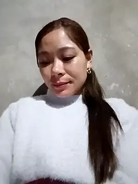 Lyla john online show from February 18, 1:34 am