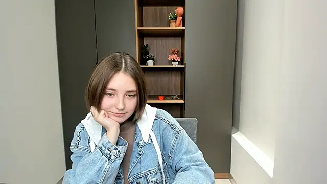 Snapshot of SilvanaBeckles chatting on November 9, 4:11 am SilvanaBeckles online show from November 9, 4:11 am