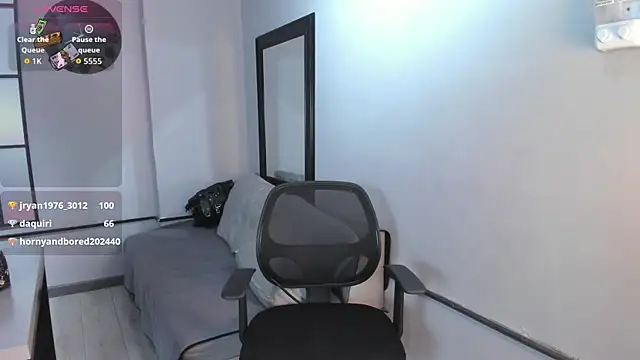 Noah dupont  online show from December 14, 11:48 am