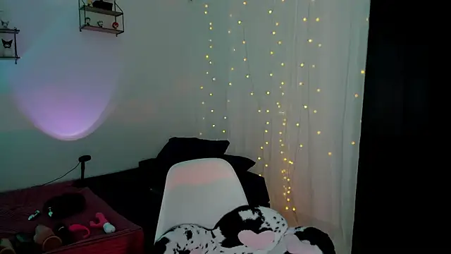 Snapshot of Tamara_Aluna_ chatting on July 29, 7:01 pm Tamara Aluna online show from July 29, 7:01 pm