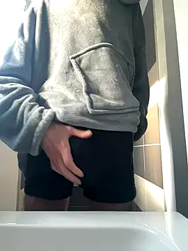 groschibre40100 online show from November 16, 10:32 am