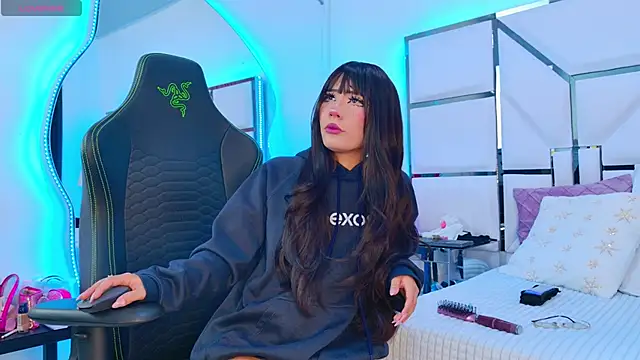 BunnySexyy18 online show from January 31, 8:18 pm