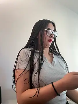 HaileyyyyModel online show from November 8, 7:12 pm