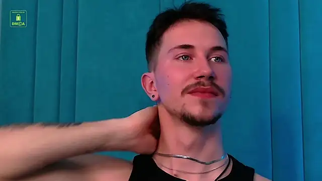 Snapshot of IskellaEvans chatting on November 12, 1:28 am IskellaEvans online show from November 12, 1:28 am