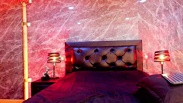 Sasha Larsen online show from November 27, 3:41 am