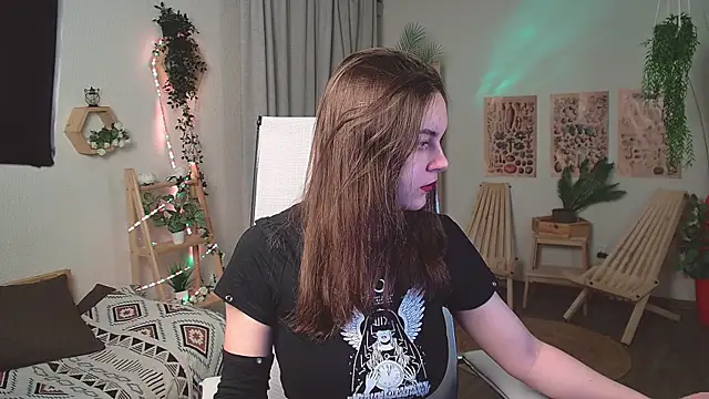 FrancescaCavaliere online show from April 14, 6:19 am