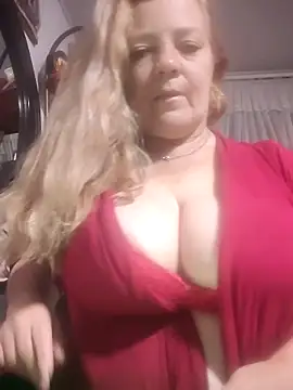 karlaanqui1 online show from February 18, 12:28 am