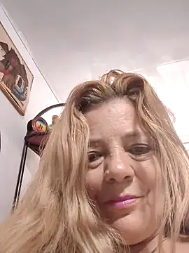 karlaanqui1 online show from February 18, 12:45 pm