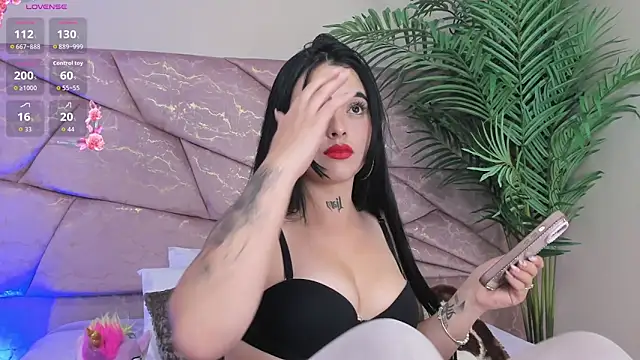  Naomi Fox  online show from December 16, 3:44 am