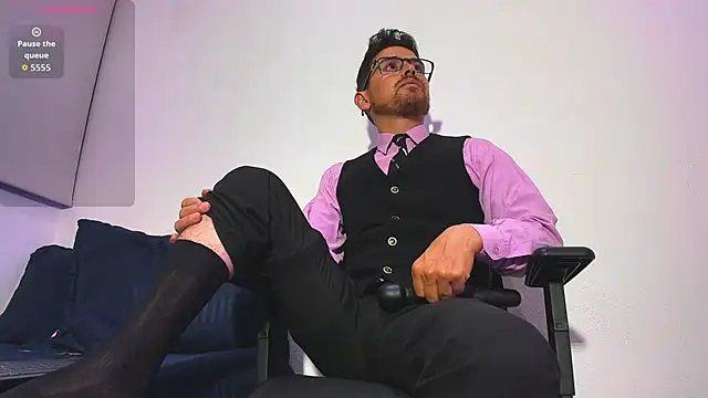 Snapshot of Prince1_dark chatting on November 30, 5:55 am Prince1 dark online show from November 30, 5:55 am