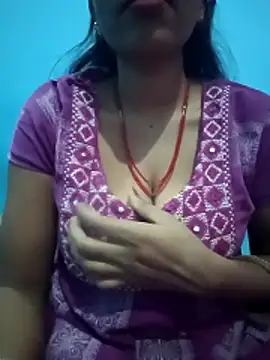 Nisha Hindi online show from December 19, 8:32 am