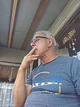andy-1961 online show from July 10, 8:18 am