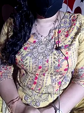 HotGirl23231 online show from August 2, 5:55 pm