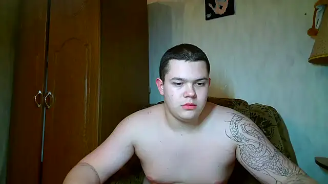 Snapshot of CuteButNaughty_ chatting on February 2, 4:17 pm CuteButNaughty online show from February 2, 4:17 pm