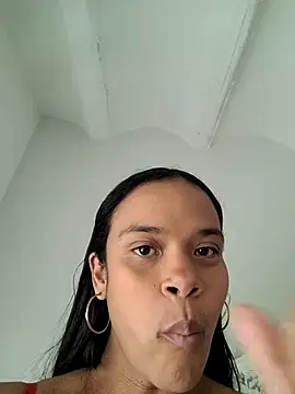 kyliecastell online show from November 12, 3:34 pm