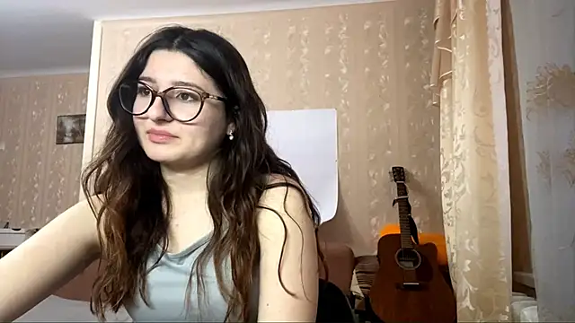 Snapshot of DonnieBooton chatting on November 14, 1:10 pm DonnieBooton online show from November 14, 1:10 pm