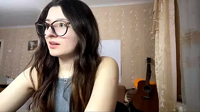 Snapshot of DonnieBooton chatting on November 17, 1:06 pm DonnieBooton online show from November 17, 1:06 pm