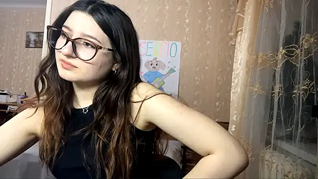 Snapshot of DonnieBooton chatting on December 14, 1:49 pm DonnieBooton online show from December 14, 1:49 pm