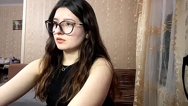 Snapshot of DonnieBooton chatting on December 17, 1:17 pm DonnieBooton online show from December 17, 1:17 pm