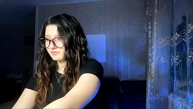 Snapshot of DonnieBooton chatting on January 10, 4:31 pm DonnieBooton online show from January 10, 4:31 pm