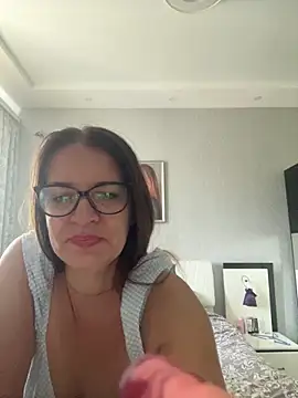 Milana8263 online show from May 12, 6:32 am