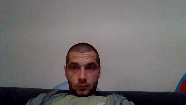 Kinkycouple142 online show from April 8, 9:15 pm