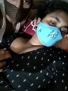 Snapshot of desiXcouple97 chatting on December 16, 5:40 pm desiXcouple97 online show from December 16, 5:40 pm