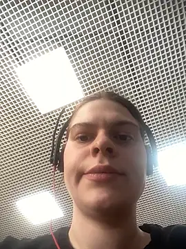 Dona Mafia online show from April 15, 7:26 am