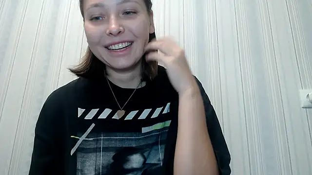 Snapshot of your__gena chatting on November 26, 4:52 pm your gena online show from November 26, 4:52 pm