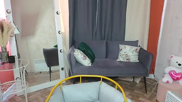 Annie Way online show from February 9, 9:13 am