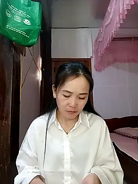 Feeling-hot online show from March 17, 3:22 am