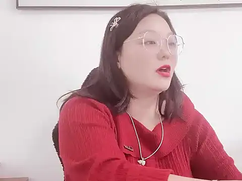 Snapshot of Lydia-Wei chatting on November 14, 6:45 am Lydia-Wei online show from November 14, 6:45 am