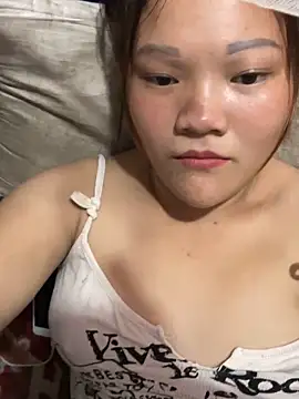 Snapshot of m-mbae chatting on May 5, 1:08 pm m-mbae online show from May 5, 1:08 pm