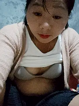 vangkt-cute online show from November 17, 11:49 am