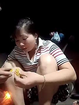 vangkt-cute online show from March 13, 11:39 am