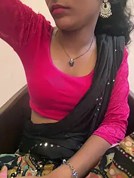 Snapshot of Rani__telugu chatting on April 18, 1:09 am Rani telugu online show from April 18, 1:09 am