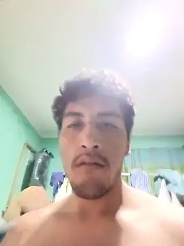 Snapshot of charlyver36 chatting on November 15, 10:56 am charlyver36 online show from November 15, 10:56 am