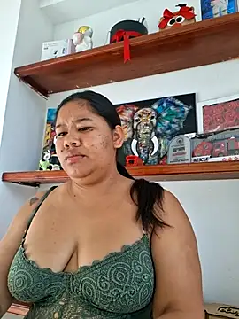 Snapshot of Sarahy- chatting on July 16, 12:44 pm Sarahy- online show from July 16, 12:44 pm