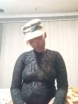 CurvyBabe36 online show from April 12, 8:25 pm