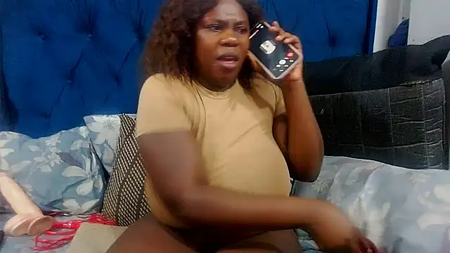 Snapshot of DarkCherryx chatting on January 5, 5:49 pm DarkCherryx online show from January 5, 5:49 pm