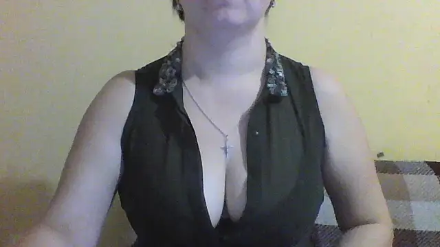 Snapshot of Vitalina282128 chatting on November 23, 11:04 pm Vitalina282128 online show from November 23, 11:04 pm