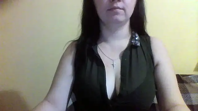 Snapshot of Vitalina282128 chatting on December 4, 12:53 am Vitalina282128 online show from December 4, 12:53 am