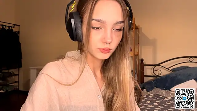 HoaPatton online show from November 29, 11:02 am