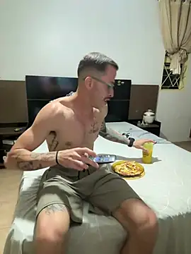 Lucasjandre online show from April 7, 9:59 pm