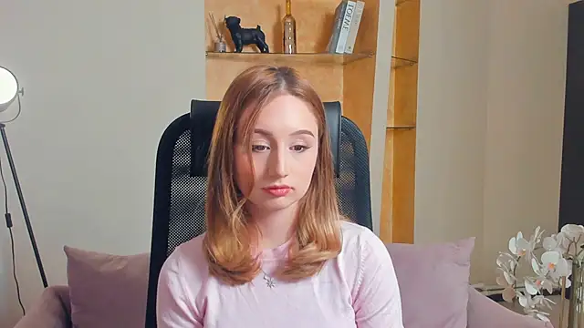 ReinaHenslin online show from November 11, 8:25 am