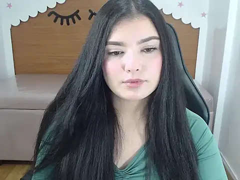 sarah rouse t  online show from November 11, 3:23 pm